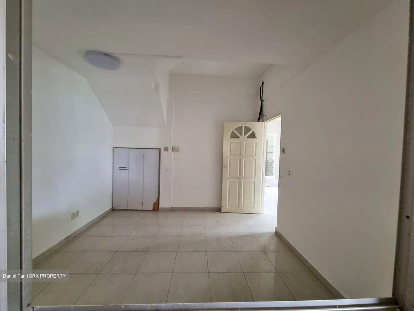 Hillview Estate (D23), Terrace #499433681